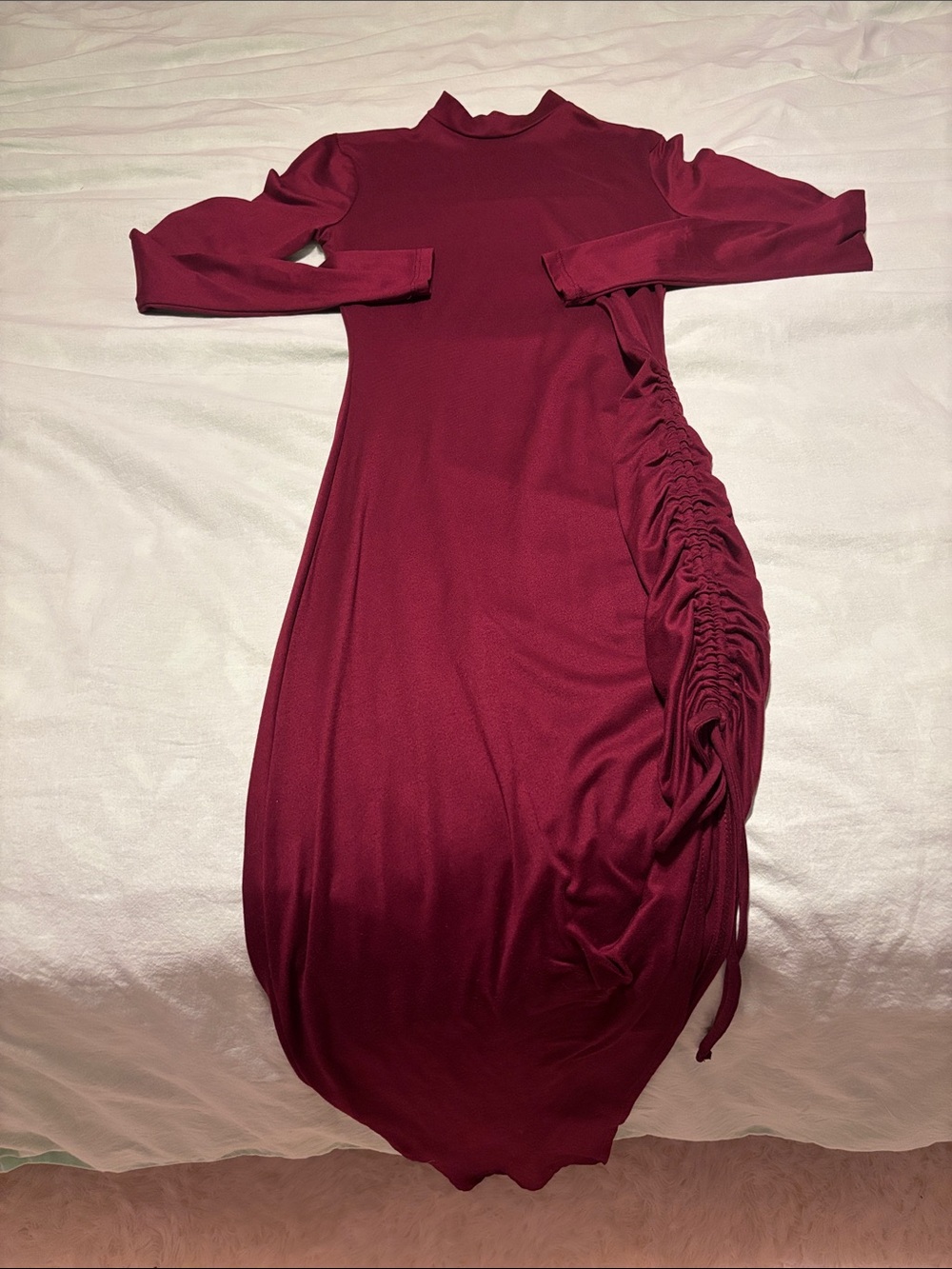 Long Sleeve Ruched Side Midi Dress in Burgundy